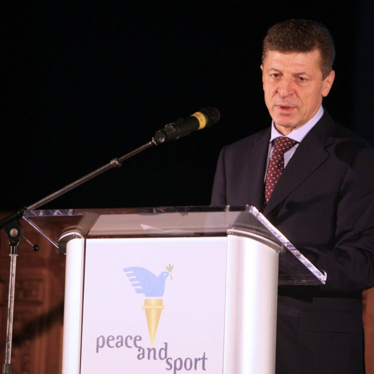 Почему Козак покидает команду Путина?