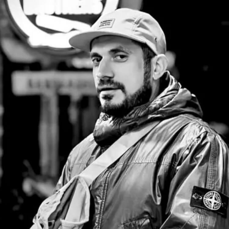 Кем был Паша Техник?